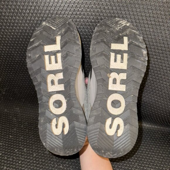 Sorel Out n About Gray/Tan Suede Waterproof Ankle Duck Boots Youth Size 4 - Picture 7 of 8